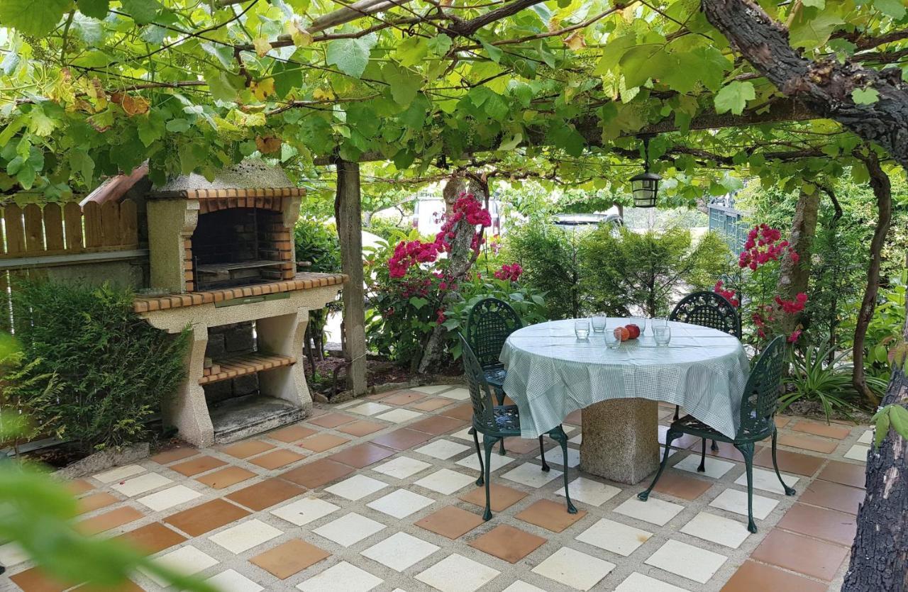 Apartamentos Barral Meu Lar Valga Esterno foto